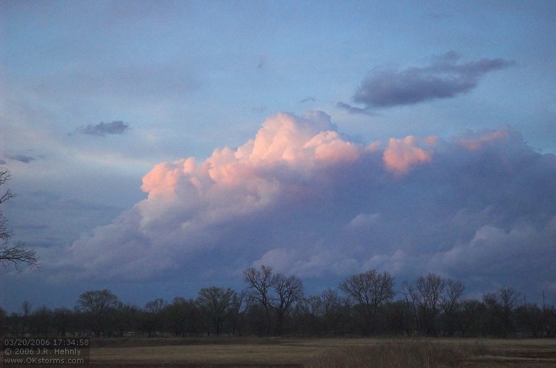 17:34:58 - Non-tornadic low-topped supercell to the north.